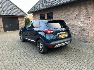 Schadeauto Renault Captur 1.3 TCe 150PK INTENSE AUTOMAAT NAVI 2019/4