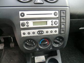 Ford Fiesta 1.3 Futura AIRCO picture 11