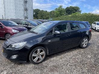 Opel Astra SPORTS TOURER 1.7 CDTi Cosmo AIRCO CRUISE picture 2