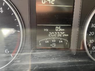 Volkswagen Transporter 2.0 TDI LANG AIRCO 6-person picture 15