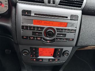 Fiat Stilo 1.4-16V Sporting AIRCO CRUISE LMV picture 14