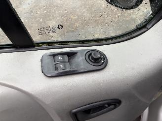 Opel Vivaro 1.9 CDTI L1H1 AIRCO MARGE 3 pers. NIEUWE APK picture 8