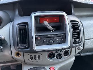 Renault Trafic 2.0 dCi L2H1 DC Generique AIRCO 6-persoons picture 13