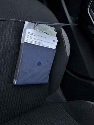 Peugeot 208 1.0 Pure Tech Access AIRCO PDC CRUISE picture 16