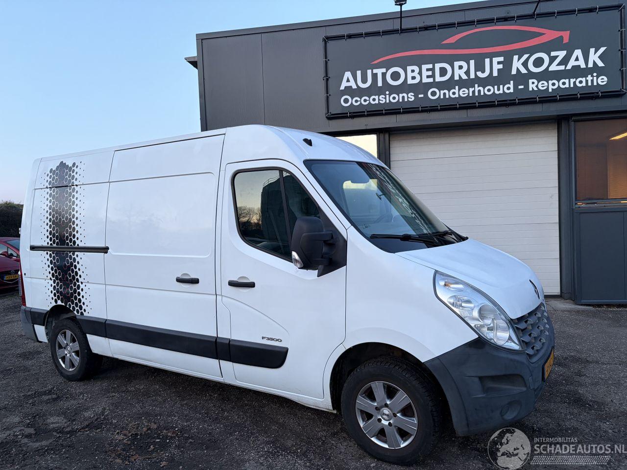 Renault Master T35 2.3 dCi L2H3 AIRCO NAVI