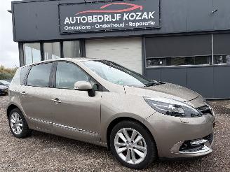 Tweedehands auto Renault Scenic 2.0 Privilege AUTOMAAT AIRCO LEER 2012/3