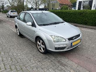 demontáž osobní automobily Ford Focus 2.0 TDCi 16v Sedan 2006/11
