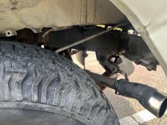 Land Rover 88/109 2.3 88 series III picture 11