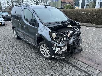 demontáž osobní automobily Peugeot Partner 1.2-12V 2018/5