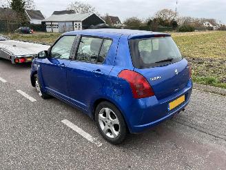 Suzuki Swift 1.3-16V picture 4