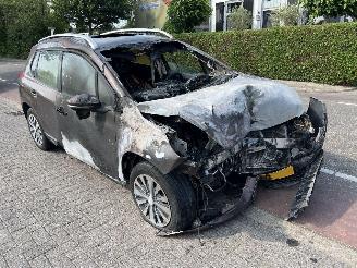 demontáž osobní automobily Peugeot 2008 1.2 VTi 2015/5