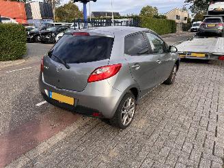 Mazda 2 1.3-16V picture 3