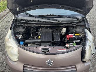 Suzuki Alto 1.0-12 picture 6