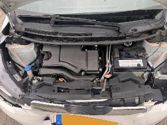 Peugeot 108 1.0-12V picture 6