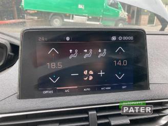 Peugeot 3008 3008 II (M4/MC/MJ/MR), MPV, 2016 1.2 12V e-THP PureTech 130 picture 7