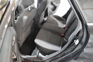 Ford Focus 1.0 Titanium picture 13