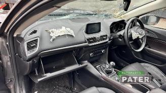 Mazda 3 3 (BM/BN), Hatchback, 2013 / 2019 2.0 SkyActiv-G 165 16V picture 8