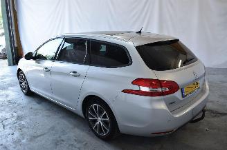 Peugeot 308 1.2 PureT.Blue L. Ex picture 4