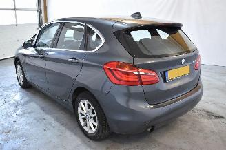 BMW 2-serie 218i Essential picture 4