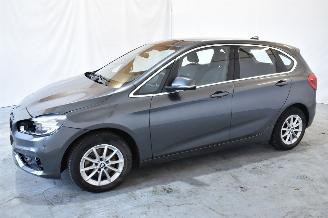 BMW 2-serie 218i Essential picture 5