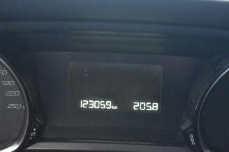 Peugeot 308 1.2 PureTech Style picture 20