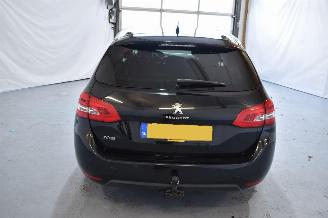 Peugeot 308 1.2 PureTech Style picture 6
