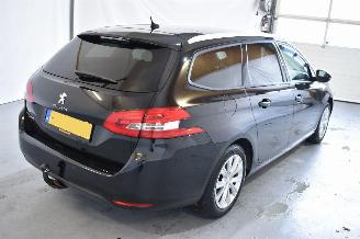 Peugeot 308 1.2 PureTech Style picture 7