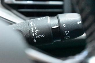 Peugeot 308 1.2 PureTech Style picture 26