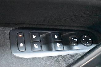 Peugeot 308 1.2 PureTech Style picture 19