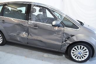Ford S-Max  picture 10