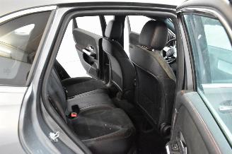 Mercedes B-klasse 180 AMG Line picture 17