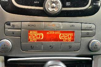 Ford Galaxy 2.3-16V Ghia picture 31