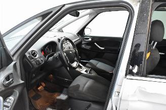 Ford Galaxy 2.3-16V Ghia picture 18