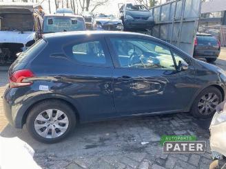 Peugeot 208 208 I (CA/CC/CK/CL), Hatchback, 2012 / 2019 1.0 Vti 12V PureTech picture 4