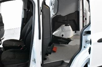 Ford Transit COURIER picture 18