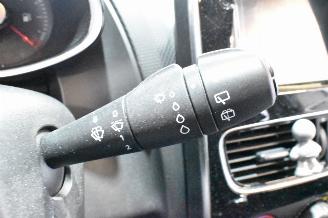 Renault Clio 0.9 TCe Limited picture 29