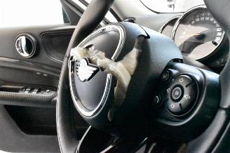 Mini Countryman COOPER SE ALL4 picture 14