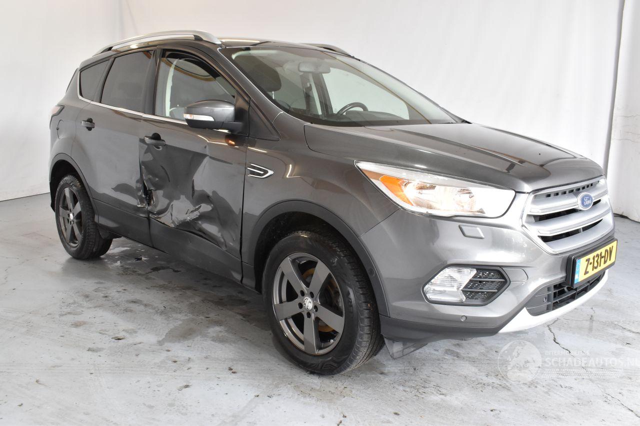 Ford Kuga 1.5 EcoB. ST Line