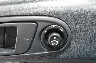 Ford Fiesta  picture 22