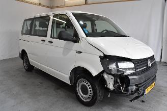  Volkswagen Transporter Kombi 2017/8