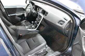 Volvo V-60 1.6 T3 Momentum picture 19