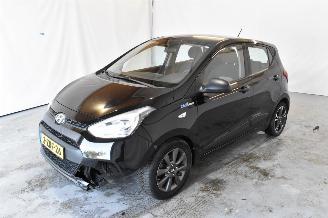 Hyundai I-10 1.0i i-Motion picture 3