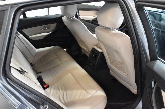 BMW 3-serie 320i High Executive picture 16