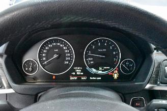 BMW 3-serie 320i High Executive picture 21