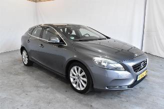 škoda osobní automobily Volvo V-40 1.6 D2 Momentum 2013/4