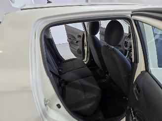 Mitsubishi Space-star Cool Plus 1.0 picture 20