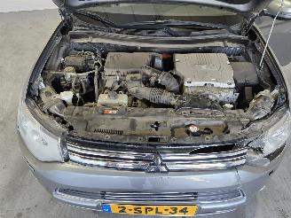 Mitsubishi Outlander 2.0 PHEV Instyle picture 14