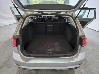 Volkswagen Golf 1.0 TSI Comfortline picture 16