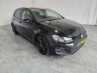 Unfallwagen Volkswagen Golf 1.0 TSI Comfortline 2017/4