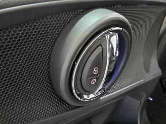 Mini Clubman ONE picture 24